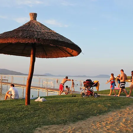 بيت للعطل In 40848 *