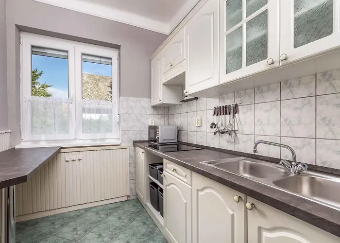 بيت للعطل In 40848 Balatonmáriafürdő