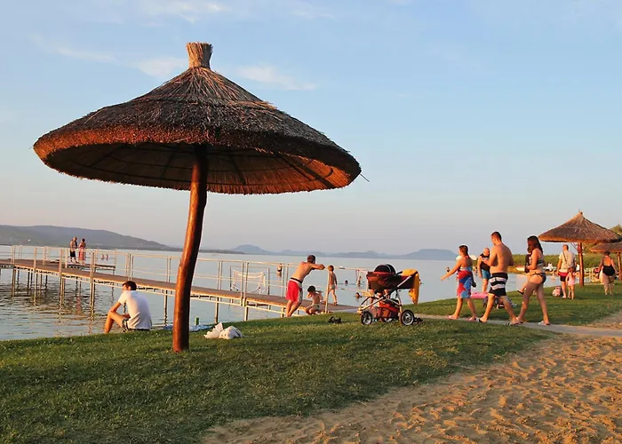 بيت للعطل In 40848 *